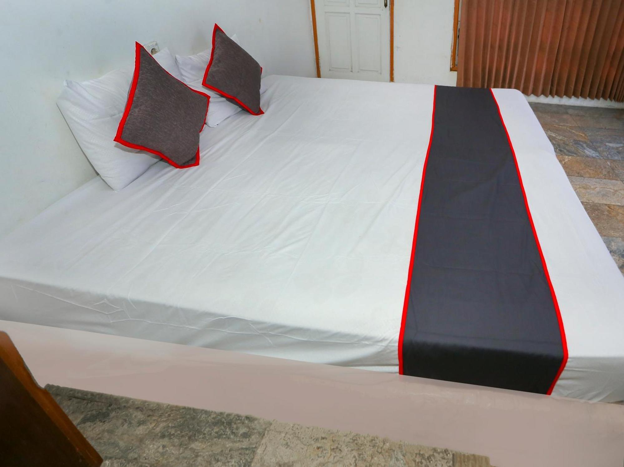 Hotel O Puncak Bogor Near Taman Safari Kültér fotó