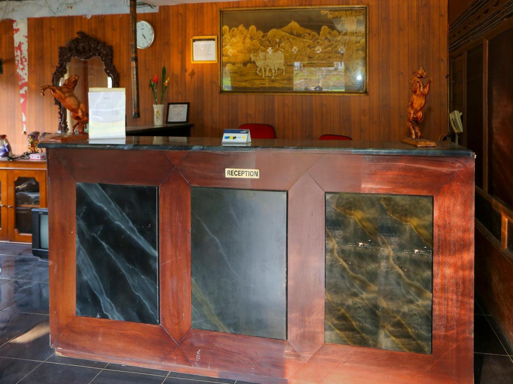 Hotel O Puncak Bogor Near Taman Safari Kültér fotó